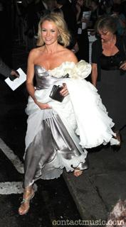 Amanda Holden feet photo thumbnail