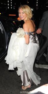 Amanda Holden feet photo thumbnail