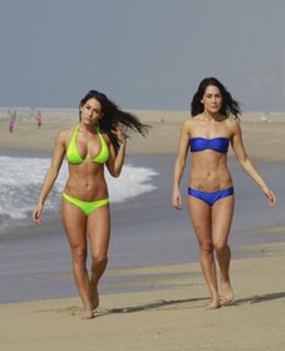 Nikki Garcia feet photo thumbnail