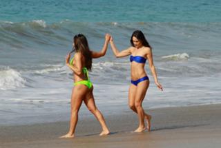 Brie Garcia feet photo thumbnail