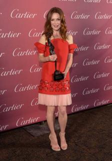 Julianne Moore feet photo thumbnail