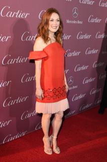 Julianne Moore feet photo thumbnail