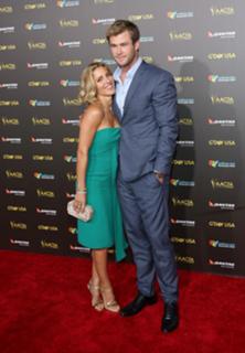 Elsa Pataky feet photo thumbnail