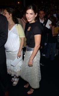 Sandra Bullock feet photo thumbnail