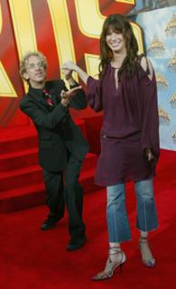Sandra Bullock feet photo thumbnail