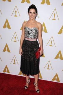 Sandra Bullock feet photo thumbnail