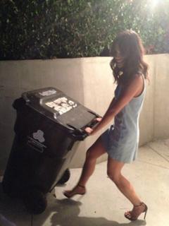 Jordana Brewster feet photo thumbnail