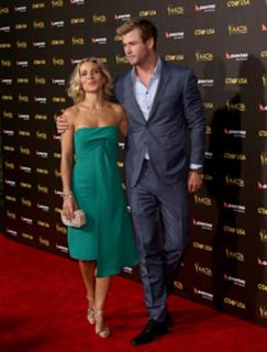 Elsa Pataky feet photo thumbnail