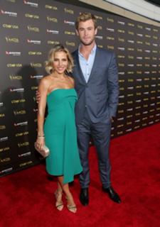Elsa Pataky feet photo thumbnail