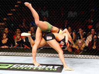 Paige VanZant feet photo thumbnail