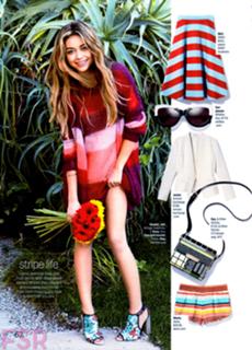 Sarah Hyland feet photo thumbnail