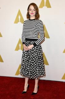 Emma Stone feet photo thumbnail