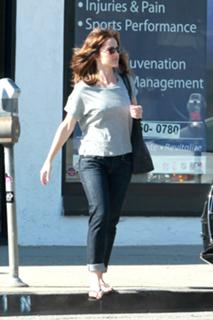 Minka Kelly feet photo thumbnail