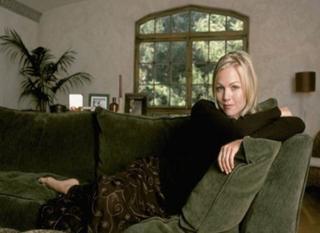 Jennie Garth feet photo thumbnail
