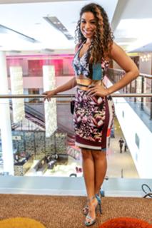 Jordin Sparks feet photo thumbnail