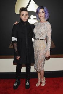 Katy Perry feet photo thumbnail