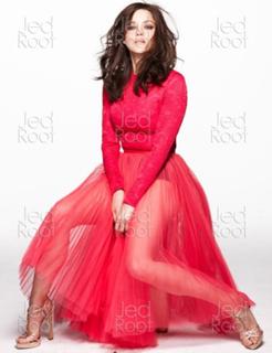 Marion Cotillard feet photo thumbnail
