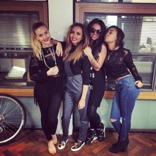 Perrie Edwards feet photo thumbnail