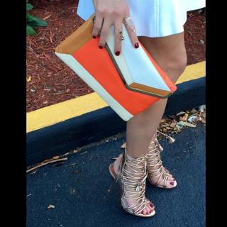 Lili Estefan feet photo thumbnail