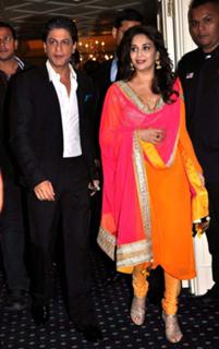 Madhuri Dixit feet photo thumbnail