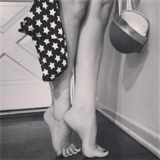 Franciely Freduzeski feet photo thumbnail
