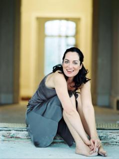 Natalia Wörner feet photo 2