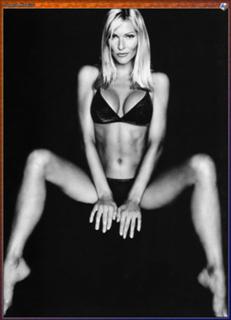 Sonya Kraus feet photo thumbnail