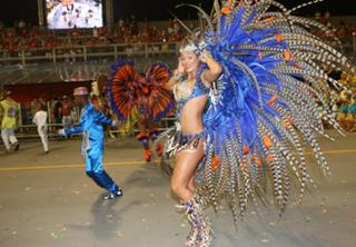 Lívia Andrade feet photo thumbnail