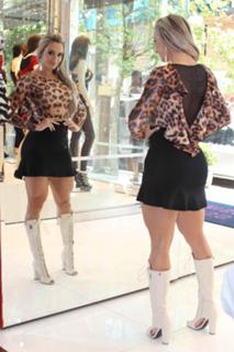 Juliana Salimeni feet photo thumbnail