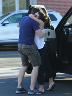 Lea Michele feet photo thumbnail