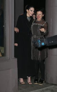 Kendall Jenner feet photo thumbnail