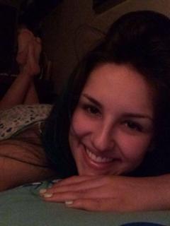 Kéfera Buchmann feet photo thumbnail