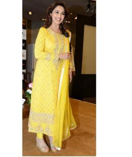 Madhuri Dixit feet photo thumbnail