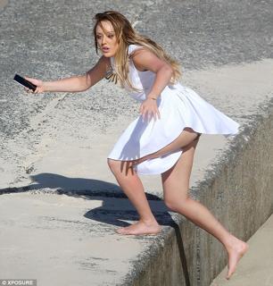 Charlotte Crosby feet photo thumbnail