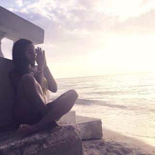 Angela Simmons feet photo thumbnail