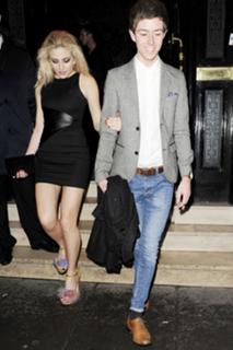 Pixie Lott feet photo thumbnail