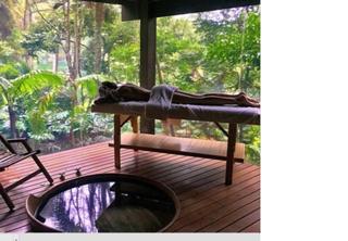 Izabel Goulart feet photo thumbnail
