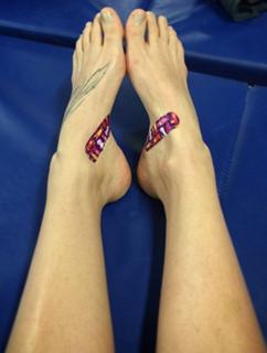Federica Pellegrini feet photo thumbnail