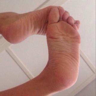 Franciely Freduzeski feet photo thumbnail