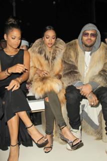 Christina Milian feet photo thumbnail