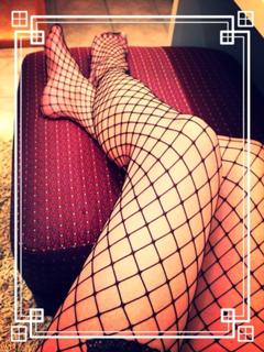 Andrea Legarreta feet photo thumbnail