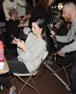 Kendall Jenner feet photo thumbnail