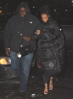 Rihanna feet photo thumbnail