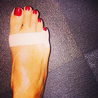 Jessica Alba feet photo thumbnail