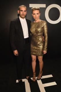 Scarlett Johansson feet photo thumbnail