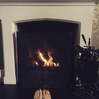 Abbey Clancy feet photo thumbnail