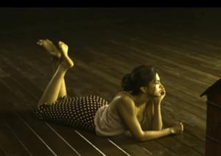 Deepika Padukone feet photo thumbnail