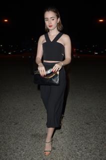 Lily Collins feet photo thumbnail