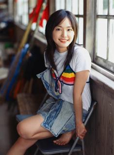 Yui Aragaki feet photo 2