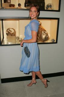 Arielle Kebbel feet photo thumbnail